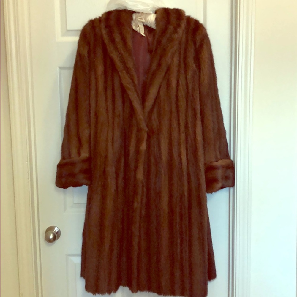 GORGEOUS Vintage Fur Coat Excellent Generous Size